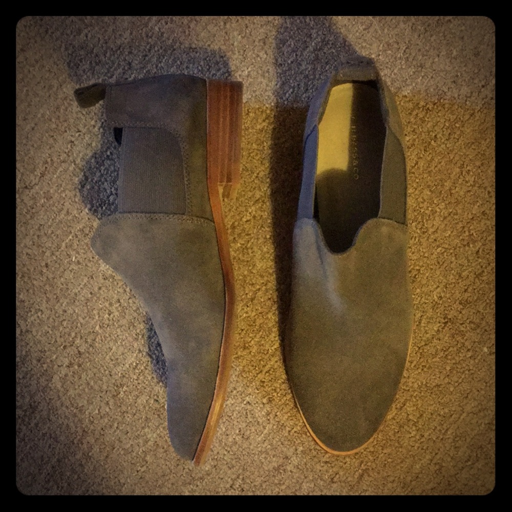 G.H. Bass & Co. Gray ankle booties
